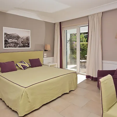 Della Piccola Marina Otel Capri