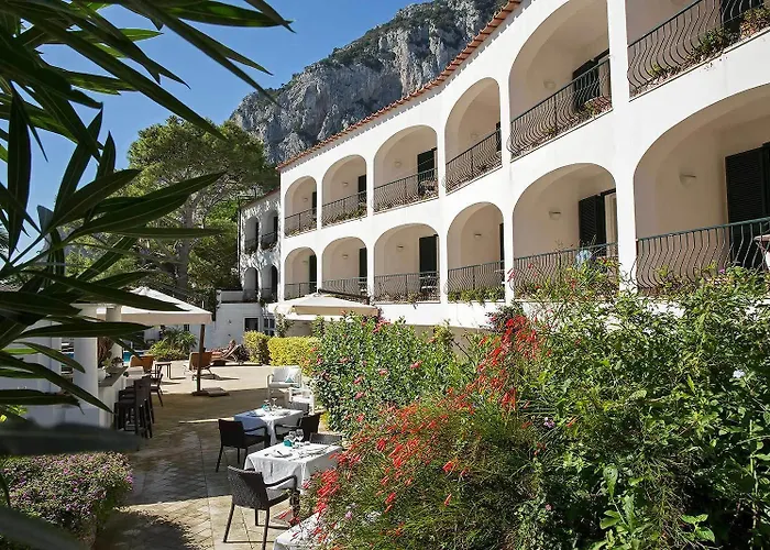 Della Piccola Marina Capri