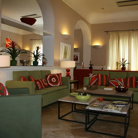 Della Piccola Marina Κάπρι