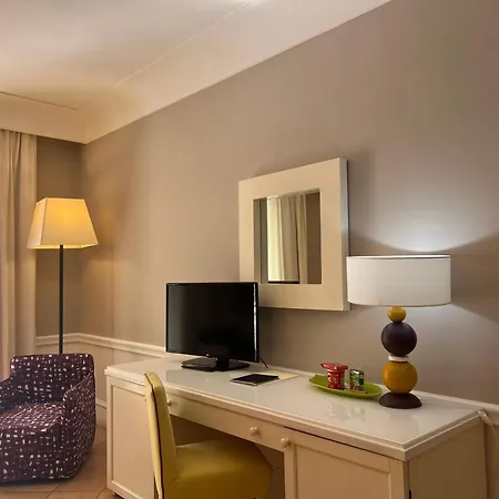 Della Piccola Marina Ξενοδοχείο 4*