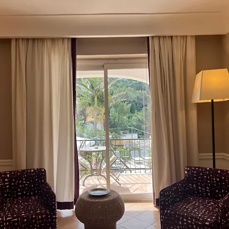 德拉皮科拉玛莉娜酒店 4* 卡普里
