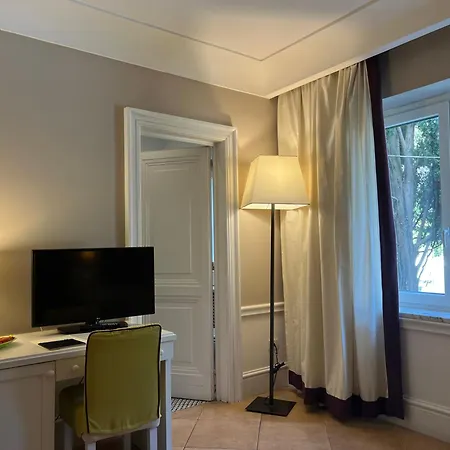 Della Piccola Marina