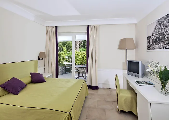 Della Piccola Marina