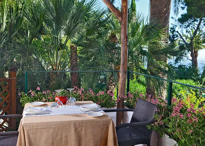 Della Piccola Marina Ξενοδοχείο 4*