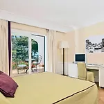 Della Piccola Marina Hotel 4*
