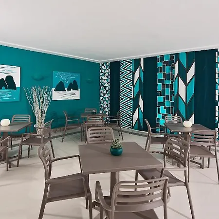 Della Piccola Marina Hotel 4*